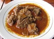 Bukan Rendang! Ternyata Ini Menu Paling Favorit di Rumah Makan Padang, Begini Cara Memasaknya
