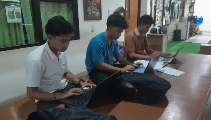 Mahasiswa PKM UNP Ciptakan Alat Pertanian Canggih AGRIGUARD, Pembasmi Hama Pintar Lewat HP