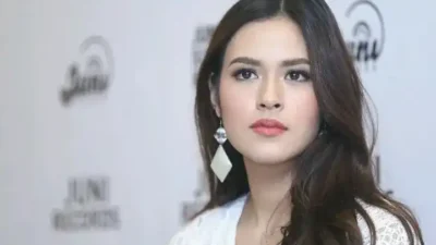 Artis Cantik Raisa Resmi Gugat Cerai Hamish Daud