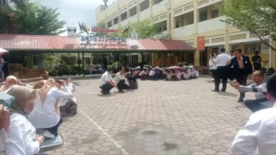 Gempa 8,8 SR Guncang Kota Padang, Sirene Peringatan Tsunami Meraung Dimana-mana!