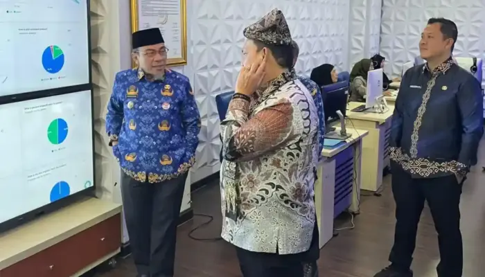 Pemkab Lampung Timur Tiru Pelayanan Kontak Darurat “PPC 112” Kota Padang