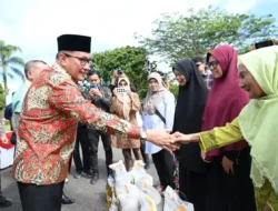 5.185 Keluarga Kurang Mampu di Bukittinggi Terima Bantuan Pangan Pemerintah