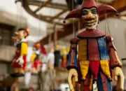 CERPEN: Kutukan Boneka Kayu di Kerajaan Mariposa