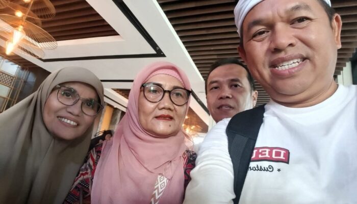 Bantu Korban Banjir, KDM Borong Rendang di Padang Dibawa ke Aceh