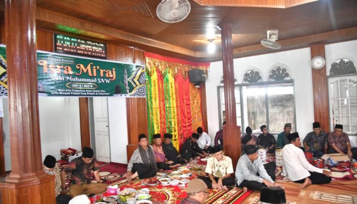 Cara Desa Talawi Hilie Lestarikan Tradisi Baralek Surau di Sawahlunto