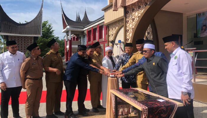 Resmikan Gedung MUI Sumbar, Gubernur Minta Peran Ulama Bangun Moral Masyarakat