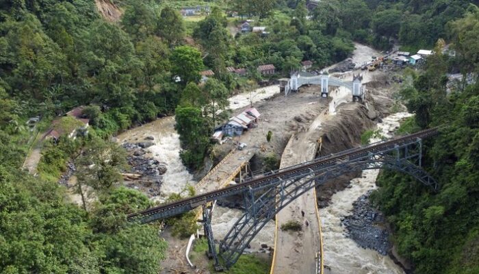 Tak Dibongkar! Gubernur Sumbar Pastikan Jembatan KA Lembah Anai Direaktivasi