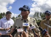 Prabowo Minta Mendagri Segera Proses Bupati Aceh Selatan yang Umrah Tanpa Izin saat Bencana