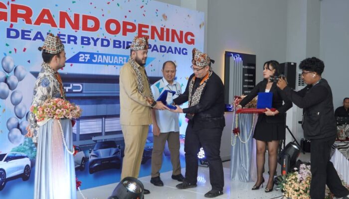 BIPO BYD Pass Kuranji Diresmikan, Peminat Mobil Listrik di Padang Terus Meningkat