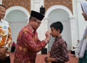Gandeng Gapopin, Pemko Bukittinggi Serahkan 1.000 Kacamata Gratis untuk Siswa 
