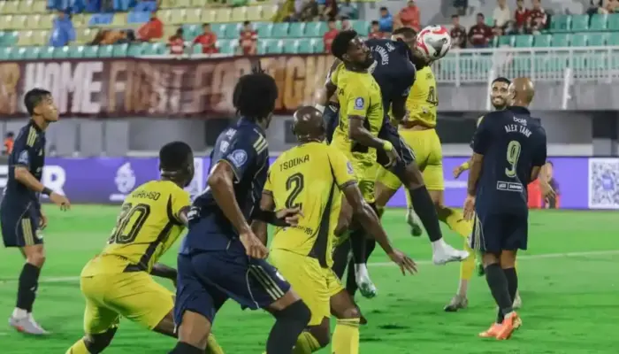 Kuasai Pertandingan, Semen Padang FC Ditahan Imbang PSM Makassar