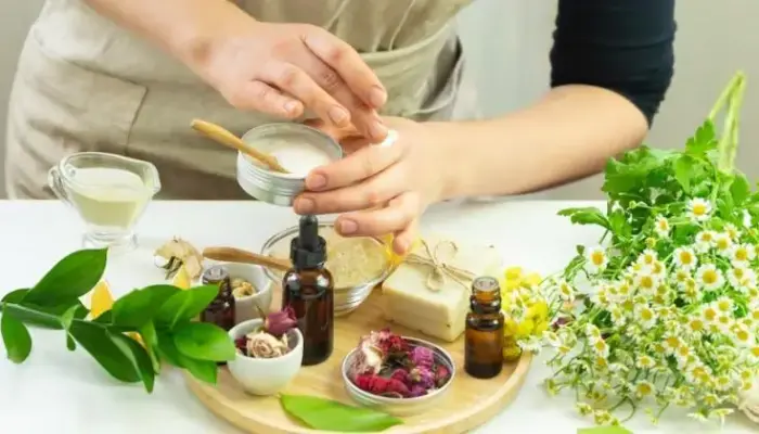 Terbaru! BPOM Umumkan 10 Obat Herbal Ilegal, Namun Laris di Penjualan Online