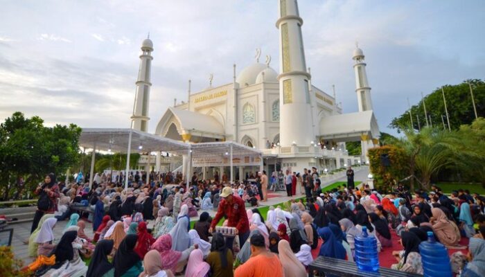 Ramadan Halal Fest 2026 di Masjid Al Hakim! Ada Bazzar UMKM, Pasar Pabukoan Hingga Lomba Islami