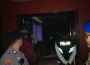 Nekat Buka di Bulan Puasa, Golden Cafe Simpang Haru Digrebek Satpol PP Padang Bersama Warga
