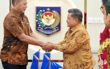 Nagari Persiapan Sudah 7 Tahun, Bupati Agam Lanjutkan Perjuangan Pemekaran di Kemendagri