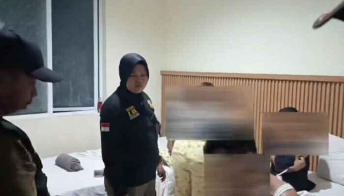 9 Wanita dan 8 Pria Dicokok Satpol PP Padang di Kamar Penginapan dan Tempat Hiburan Malam