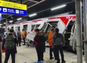 Kecelakaan Maut KA di Bekasi! Banyak Penumpang Terjepit, Sebagian Lompat Keluar Gerbong
