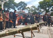 Meriah! Suasana Tempo Dulu Begitu Terasa saat Alek Permainan Anak Nagari Bukittinggi 2026