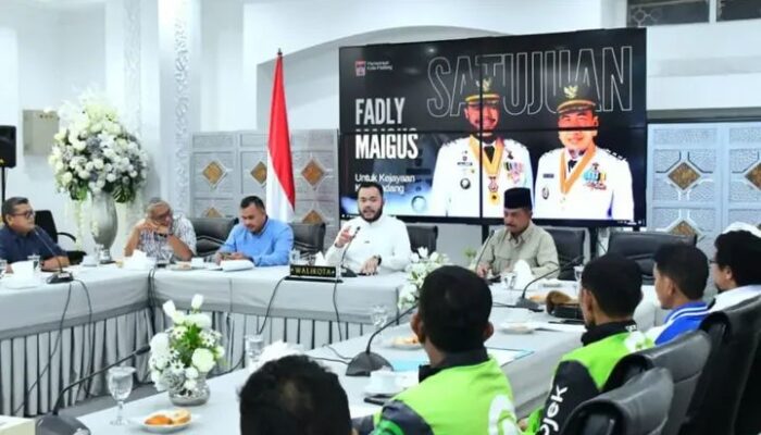 Serikat Pekerja Bahas Kesejahteraan Buruh dengan Walikota Padang di Momen May Day 1 Mei