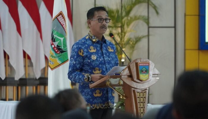 Bupati Khairunas Ingatkan Walinagari agar Objektif dan Berintegritas dalam Verifikasi Data Penduduk