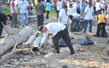 Hari Lingkungan Hidup di Padang, Gubernur Mahyeldi Ajak Warga Jadikan Goro Kebersihan Agenda Rutin