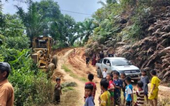 Buka Akses Daerah Terisolir, Pemkab Pasaman Barat Bangun Jalan Rura Patontang