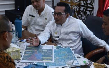Temui Bupati Solok, Bupati Tanah Datar Tolak Lokasi Brigif TP Yon 951/PM Oleh Nagari Buik Kanduang