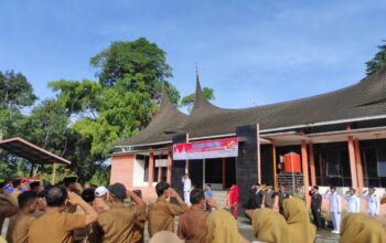 Upacara Hari Lahir Lahir Pancasila di Kantor Camat Batipuh Berlangsung Khidmat