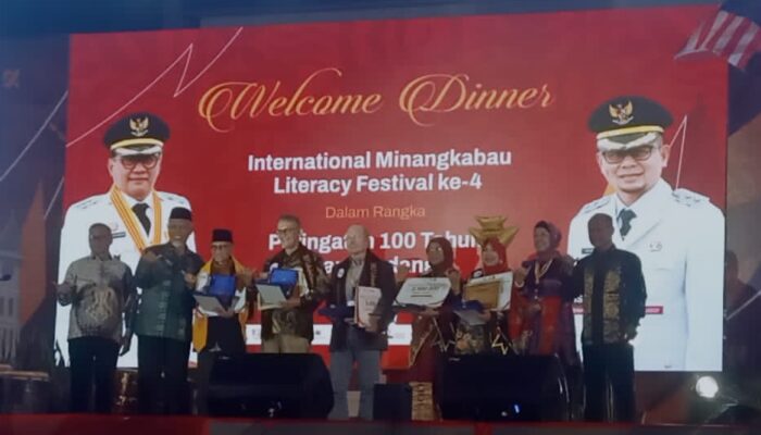 Lewat Literasi, Meria Fitriwati Harumkan Nama Pesisir Selatan di Panggung Internasional IMLF-4 2026