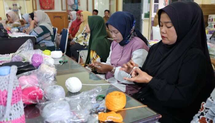 Tingkatkan Ekonomi Masyarakat, Pemko Pariaman Dorong Setiap KK Punya Usaha Rumah Tangga