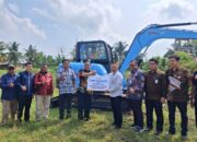 Barefoot Running Padang Pariaman Sukses, KKP Serahkan Berbagai Bantuan di Kampung Nelayan Katapiang