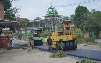 Pemkab Dharmasraya Gencar Permulus Jalan-jalan Menuju Pelosok Nagari
