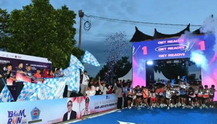 BOMRun 2026 Sukses! 4.000 Lebih Pelari Nasional dan Mancanegara Lintasi Kota Tua dan Pantai Padang
