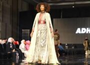 Beragam Rancangan Busana Mode Internasional Tampil Memukau di Padang Fashion Summit 2026