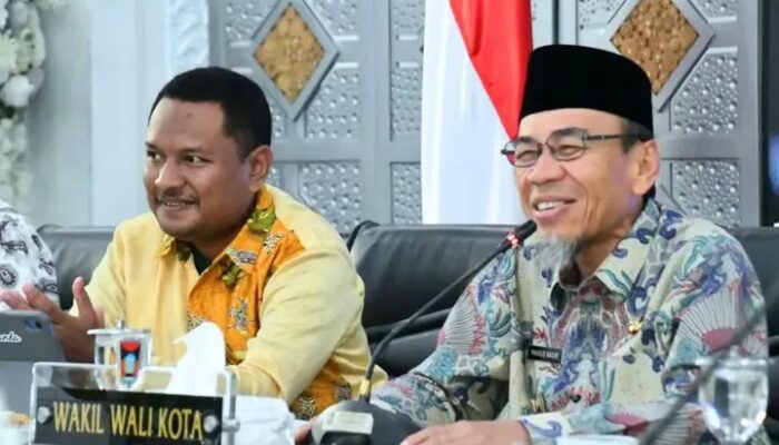 FLASH: Kota Padang Peringkat 6 Nasional Kinerja Pelayanan Terpadu Satu Pintu