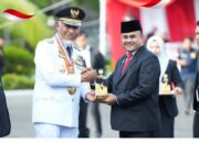 Penghargaan Diterima Sekda Raju Minropa, Padang Raih Terbaik 1 Anugerah Adinata Syariah Sumbar