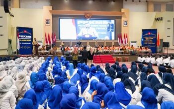 Walikota Fadly Amran Dorong Mahasiswa Baru Politeknik Negeri Padang Aktif Berorganisasi