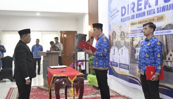 Yufron Dilantik Sebagai Nahkoda Baru PDAM Kota Sawahlunto Periode 2026-2031